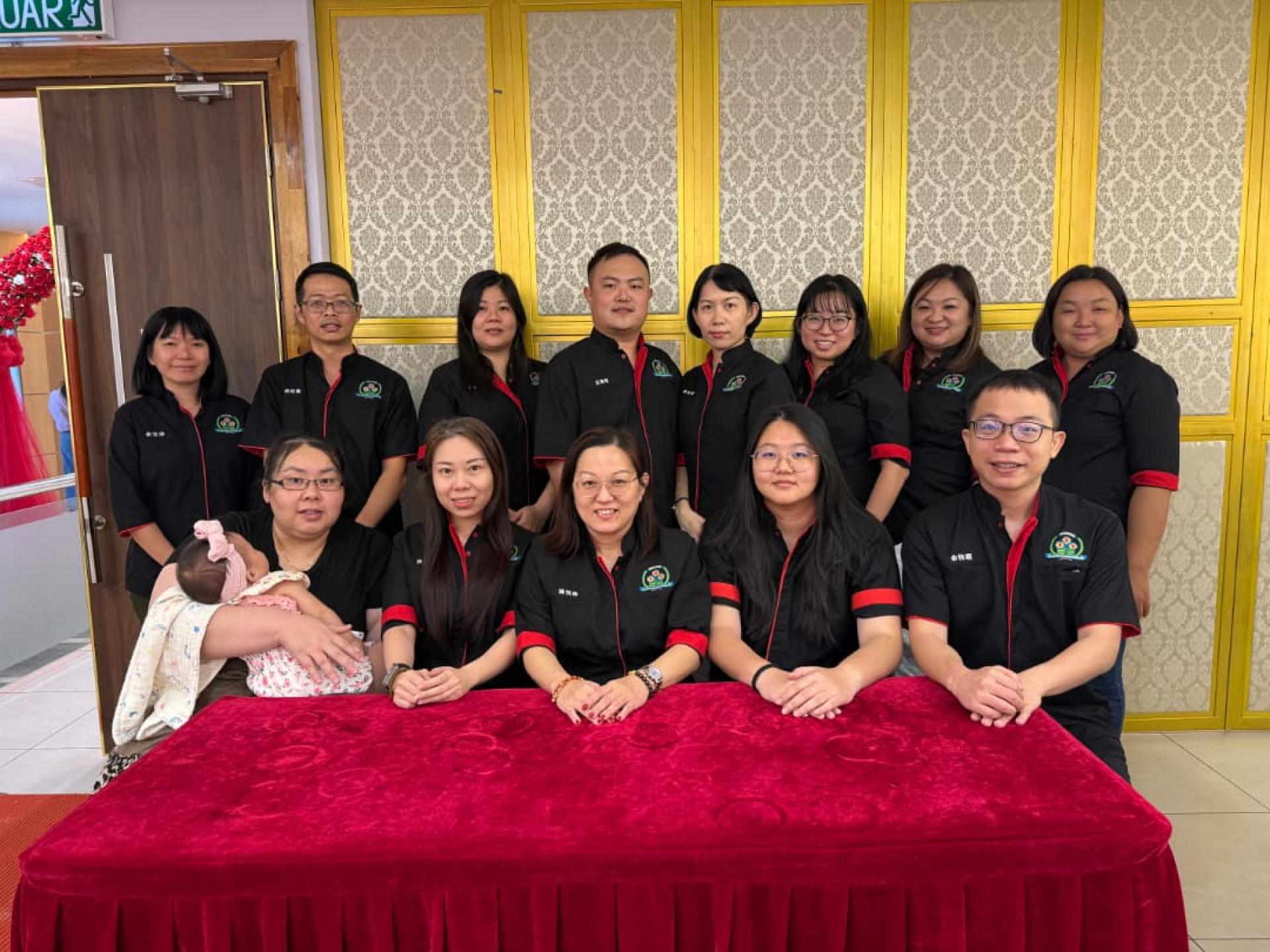 美里广惠肇公会青年团举办验血活动筹备会成员合影。