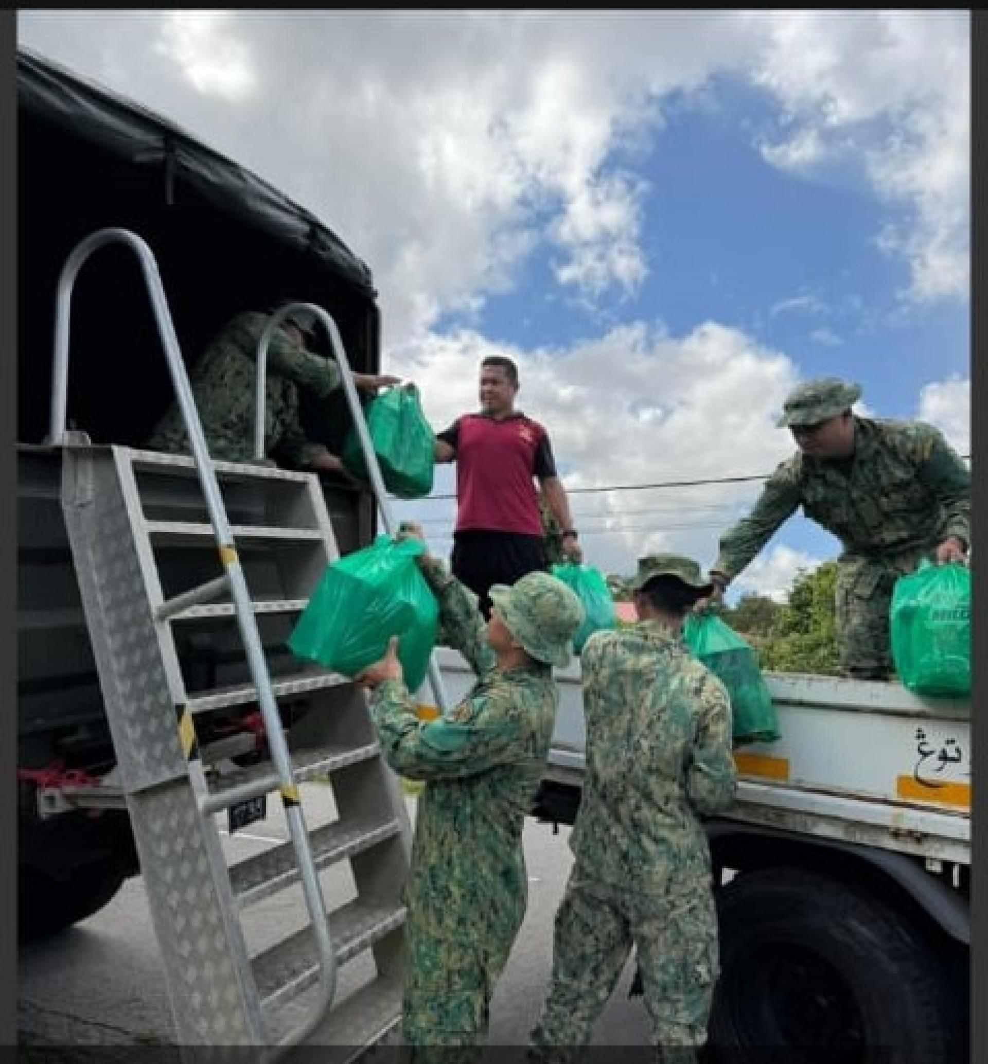 汶莱皇家陆军展开救援行动