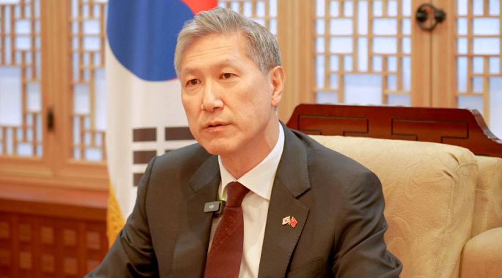 针对韩国总统李在明日前对中国展开国事访问，韩国驻华大使卢载宪表示，“成功”一词也不足以形容李在明此行的成果。（档案照）