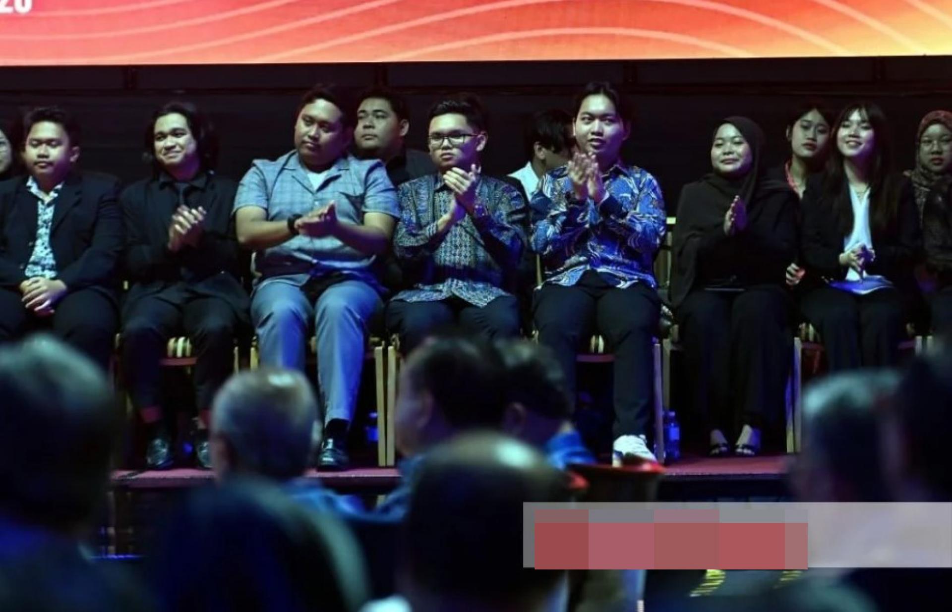 市政厅交流会部分观众。