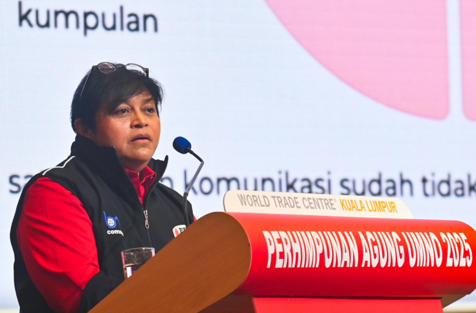 阿莎丽娜建议巫统成立数码局，透过数码网络及社交媒体全力争取新生代选民的支持，并为大选备战。