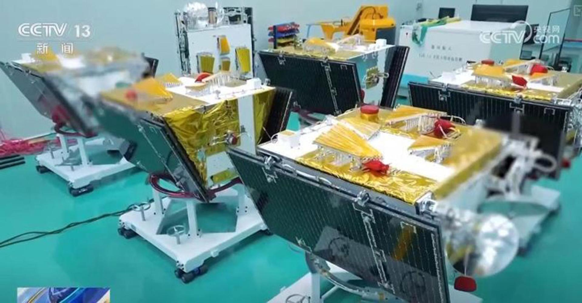 苏州大学张晓宏教授团队成功研发出柔性晶硅钙钛矿叠层太阳能电池。