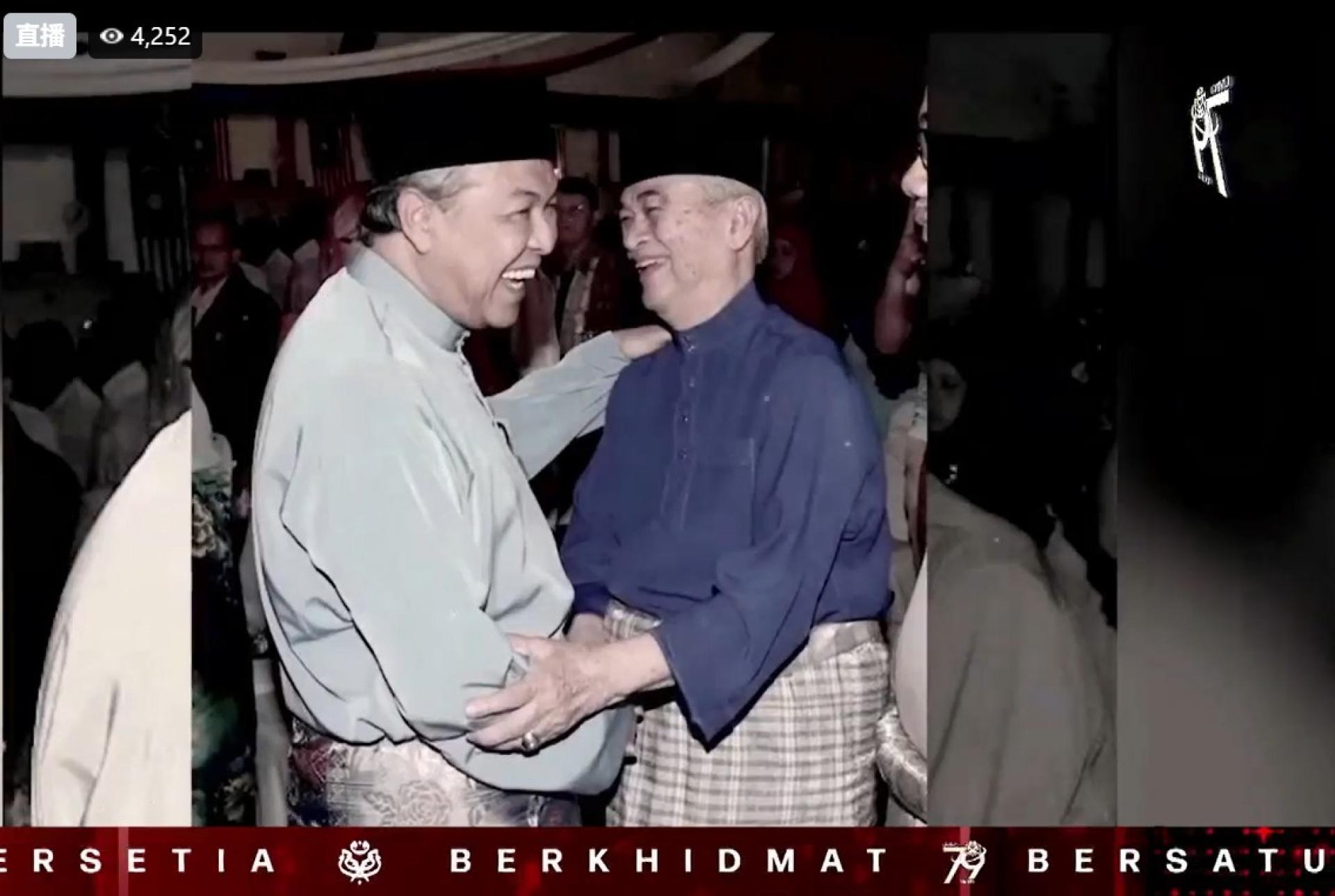 大会缅怀已故前首相阿都拉。