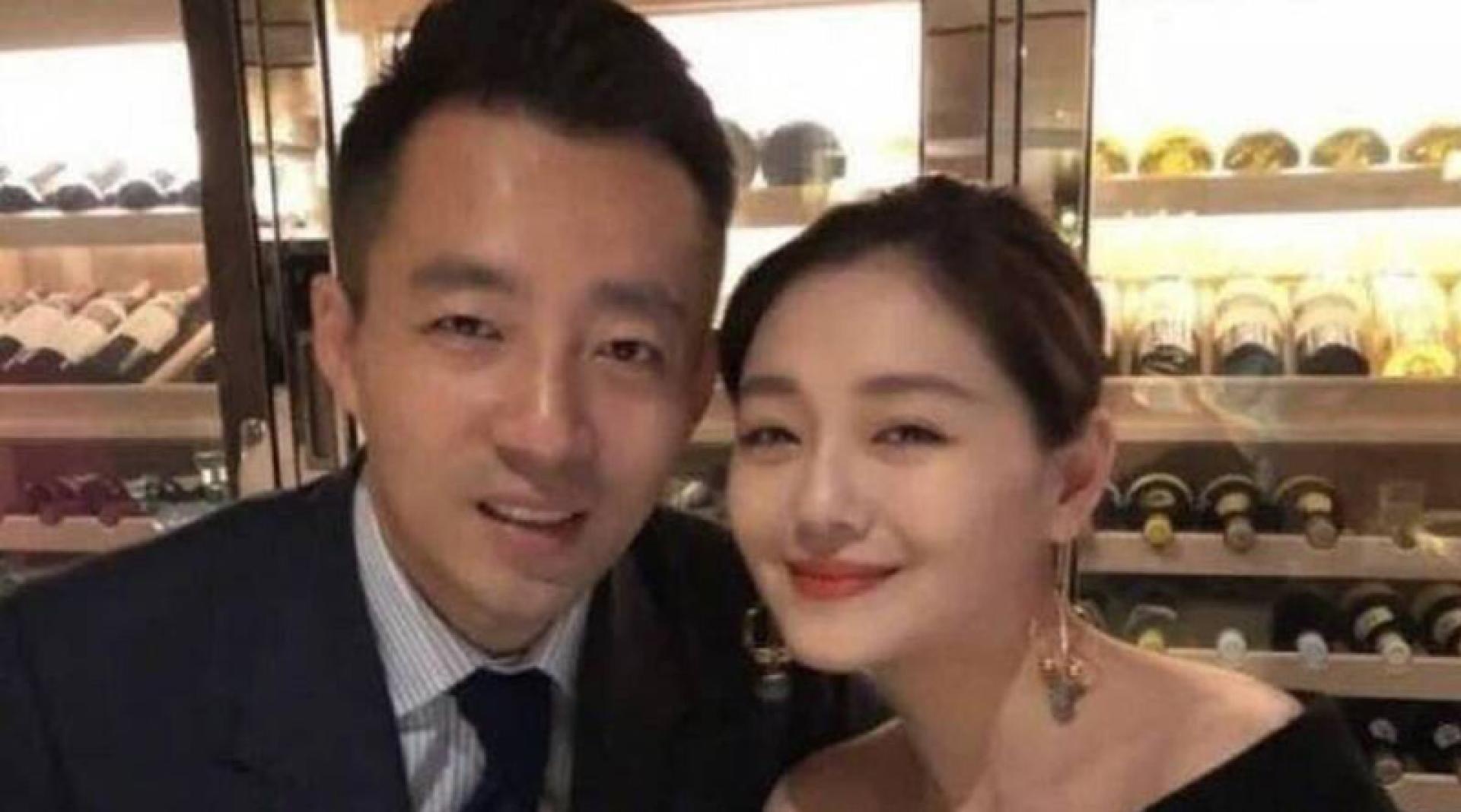 汪小菲和大S有过一段婚姻，随着她过世将届满1年，汪小菲也和徐家展开对话。