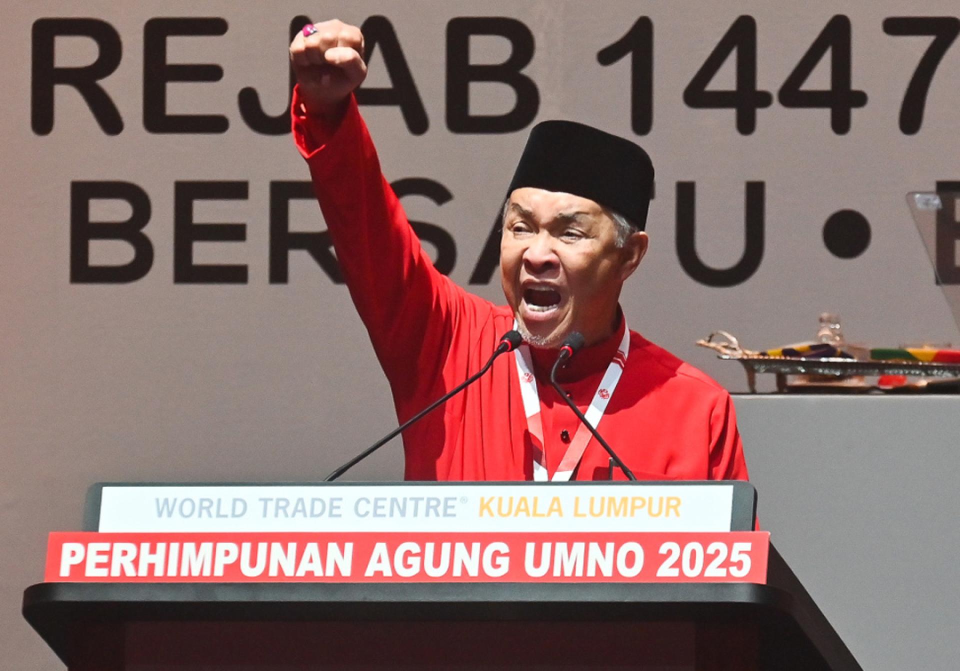 阿末扎希：前朝政府遗留的“地雷”，拖缓了团结政府的改革议程，而政府仍走在正确的轨道上。