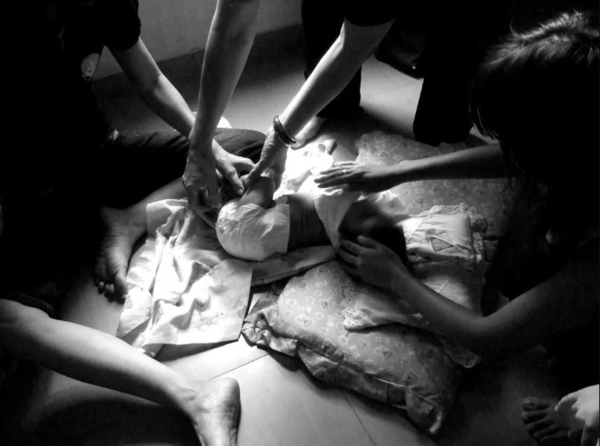 据印尼西爪哇警方调查，贩婴团伙已将15名五个月至14个月大的婴儿卖到新加坡。 （档案示意图）