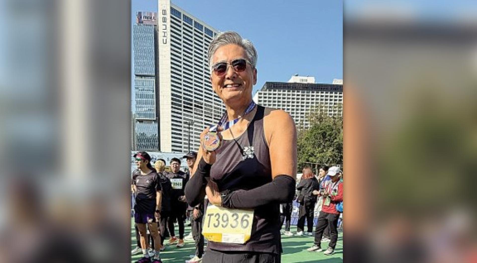 周润发又多一块牌。