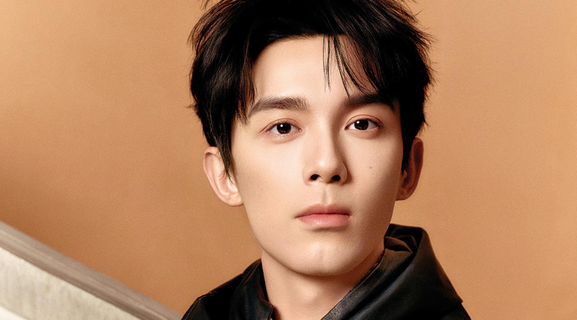 吴磊外型帅气。