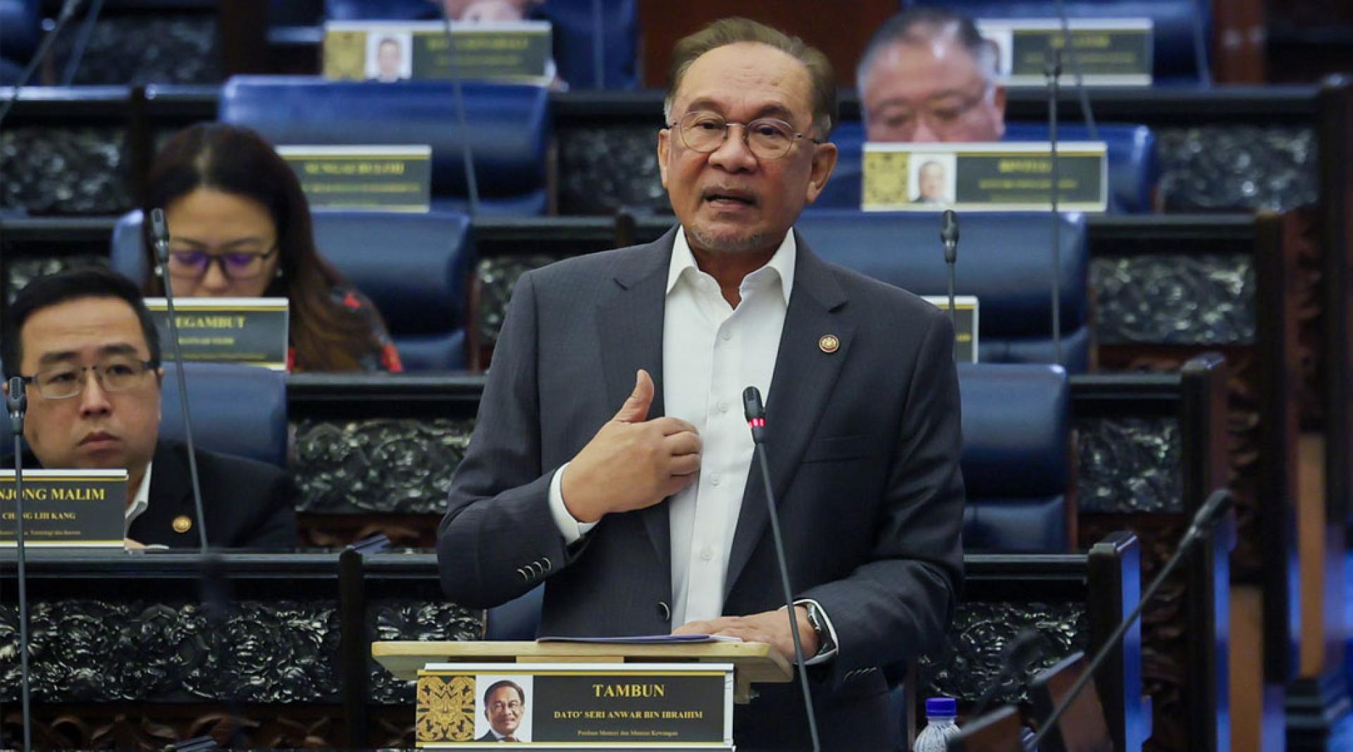 安华对议员提出黑色经济丶官僚主义以及走私的问题，表示珍惜并会认真看待。