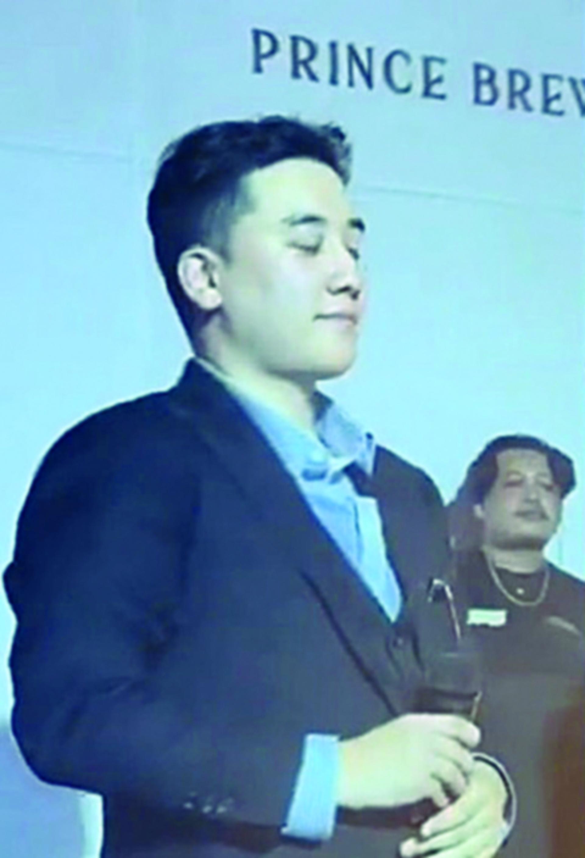 胜利近年经常被目睹身处泰国及柬埔寨等地。