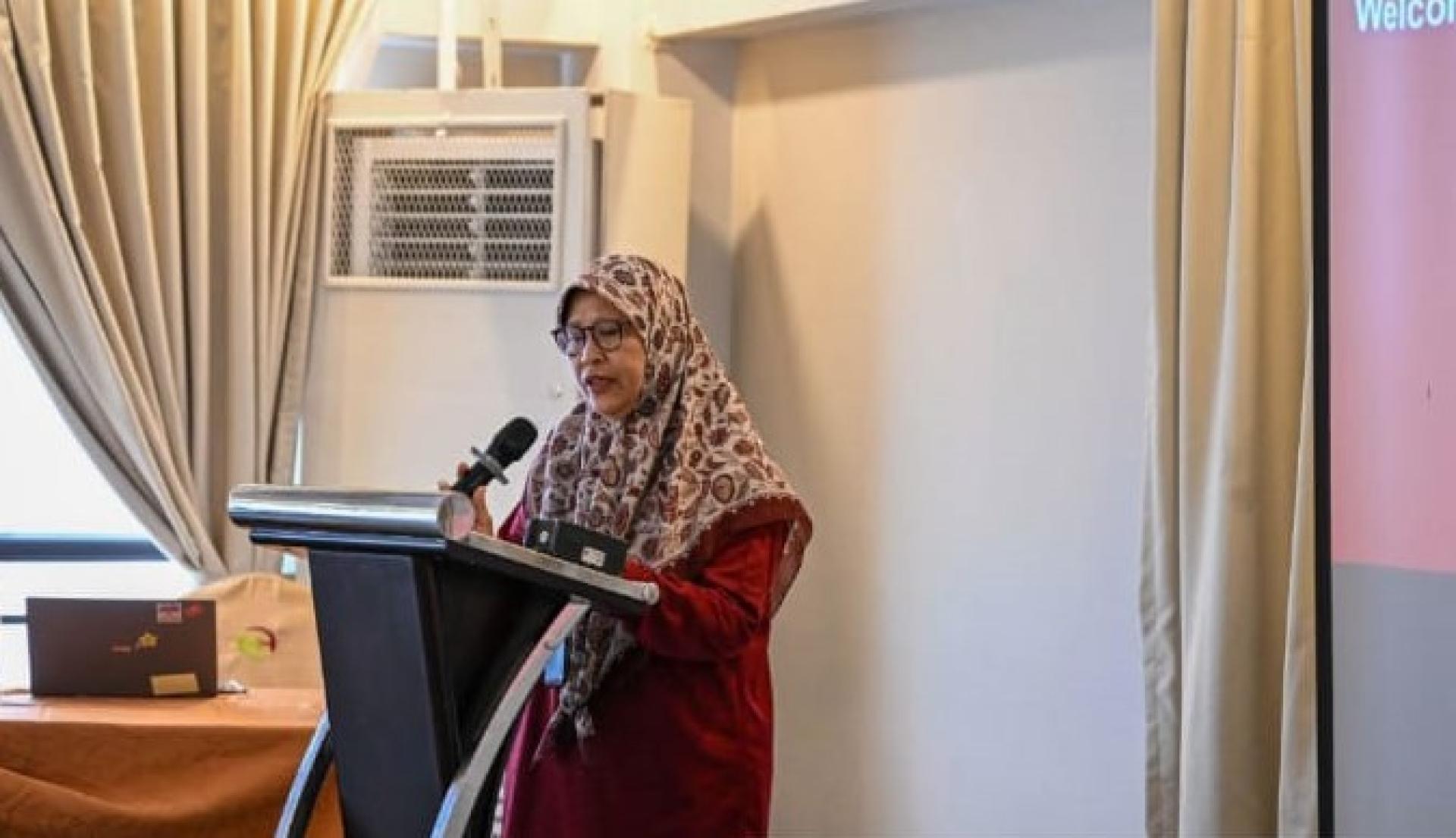 UNN服务交付现场运营副总裁Hajah Martini在会上致 词