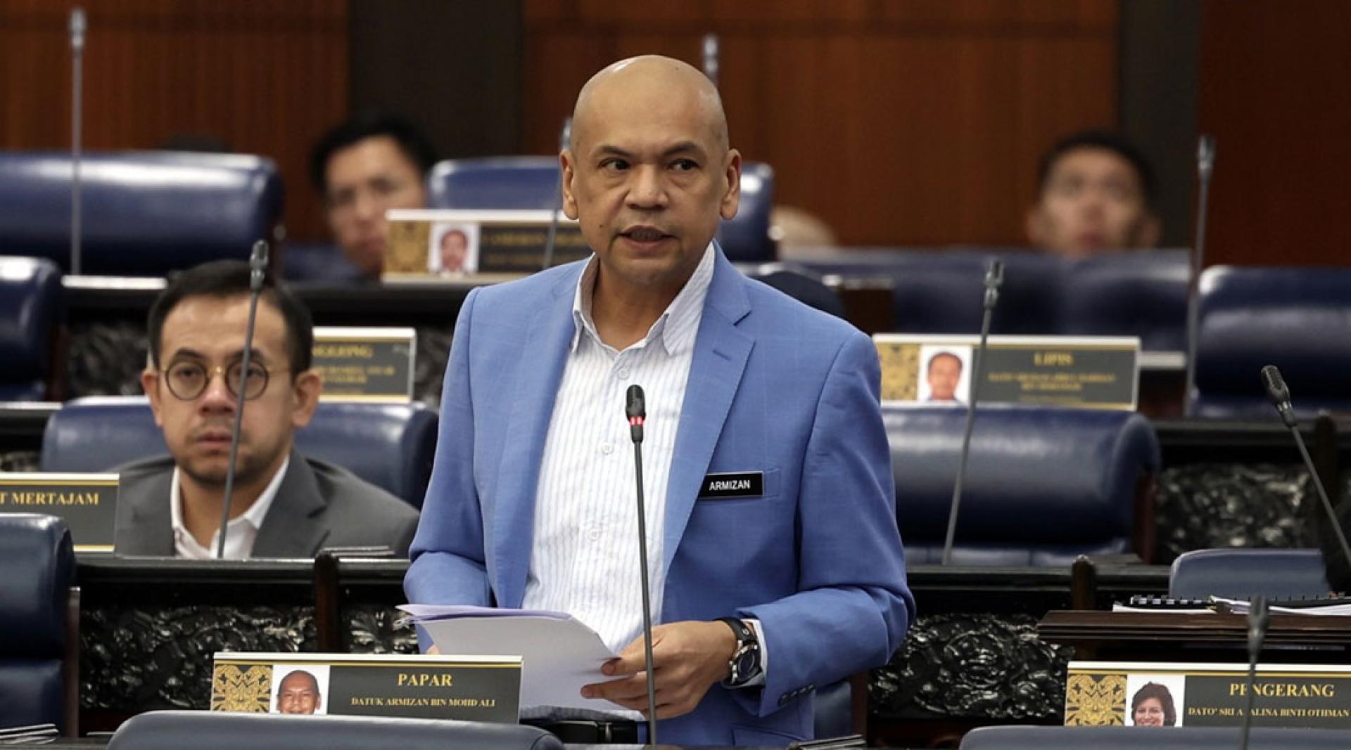 随着马币走强，部分进口商品价格呈现下降趋势，降幅介于1.3%至37.1%之间。