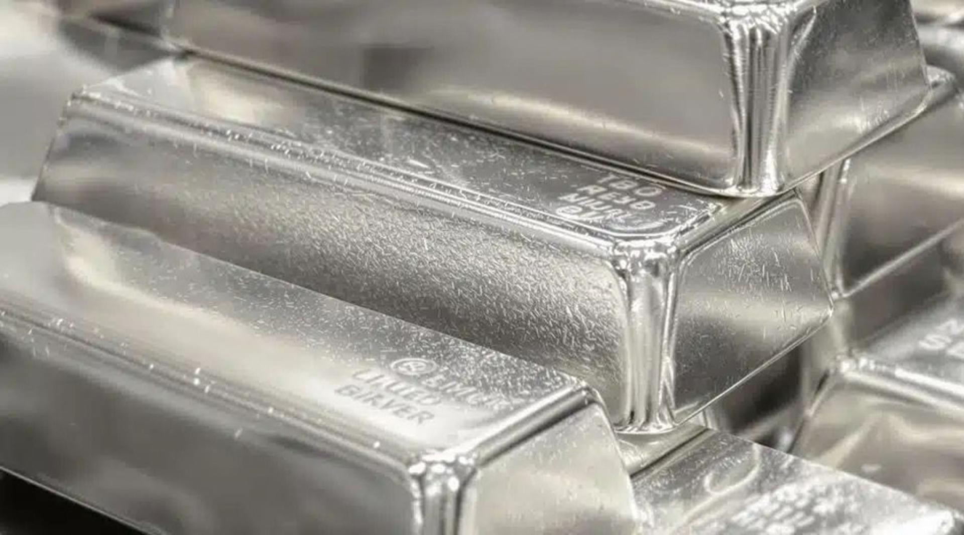 科企大量抢购白银用于兴建人工智能（AI）资料中心，是导致供应吃紧的其中一个因素。