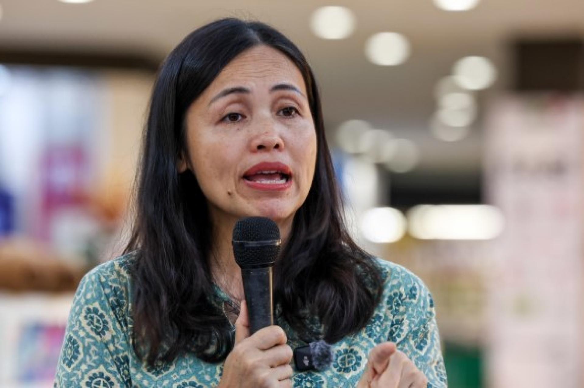 张念群：最快7月禁16岁以下用社媒。