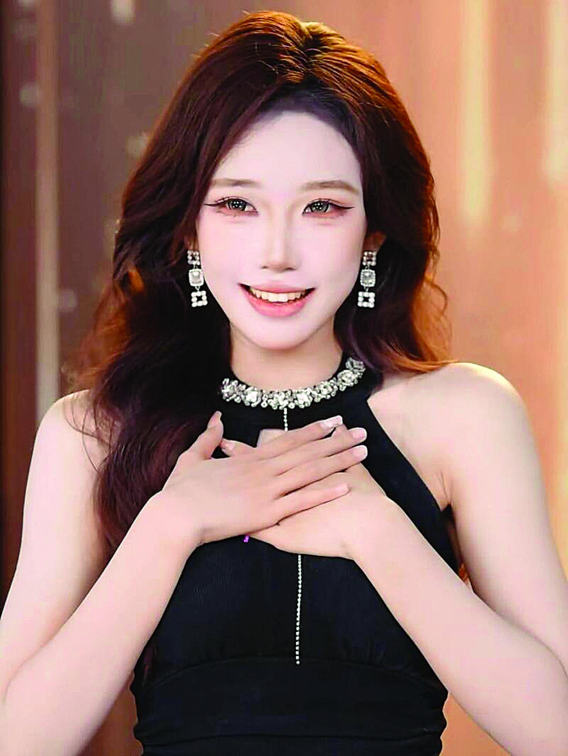 中国团播热潮捧红了枫叶姐姐等人。