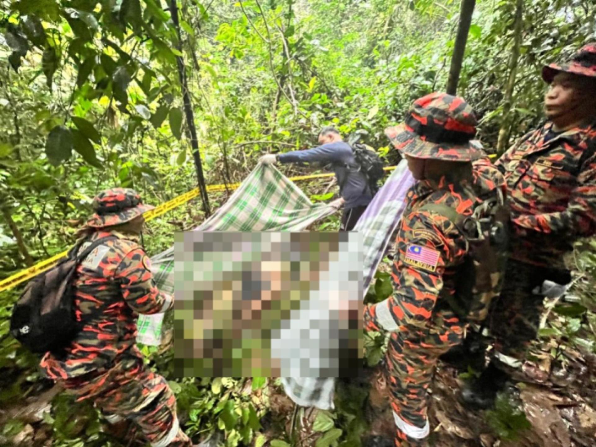 搜救队伍在距离其住家约150公尺的森林范围内成功发现死者。