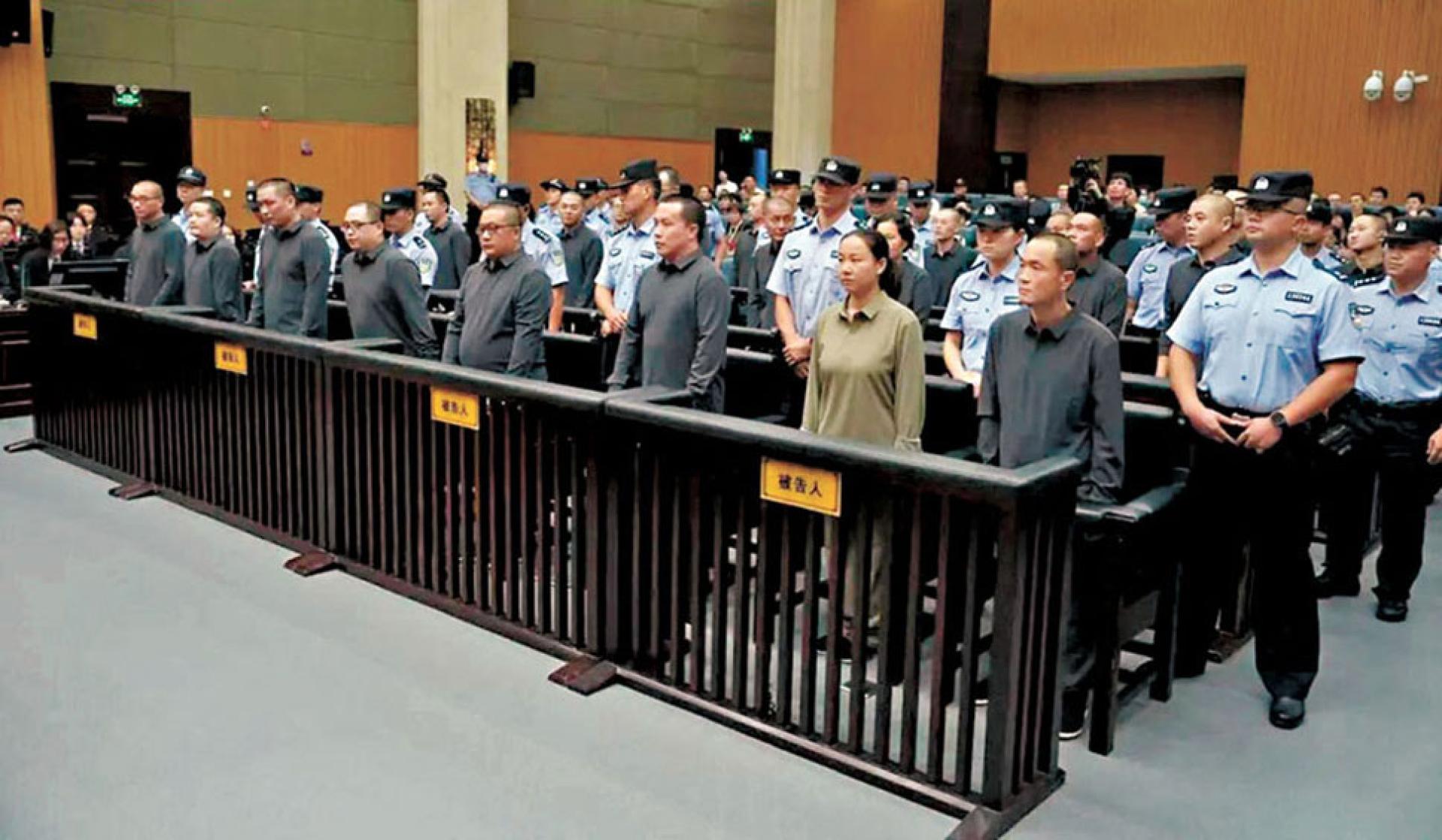 温州市中级法院去年9月对此案作出宣判，11人判死刑、5人判死缓。（档案照）