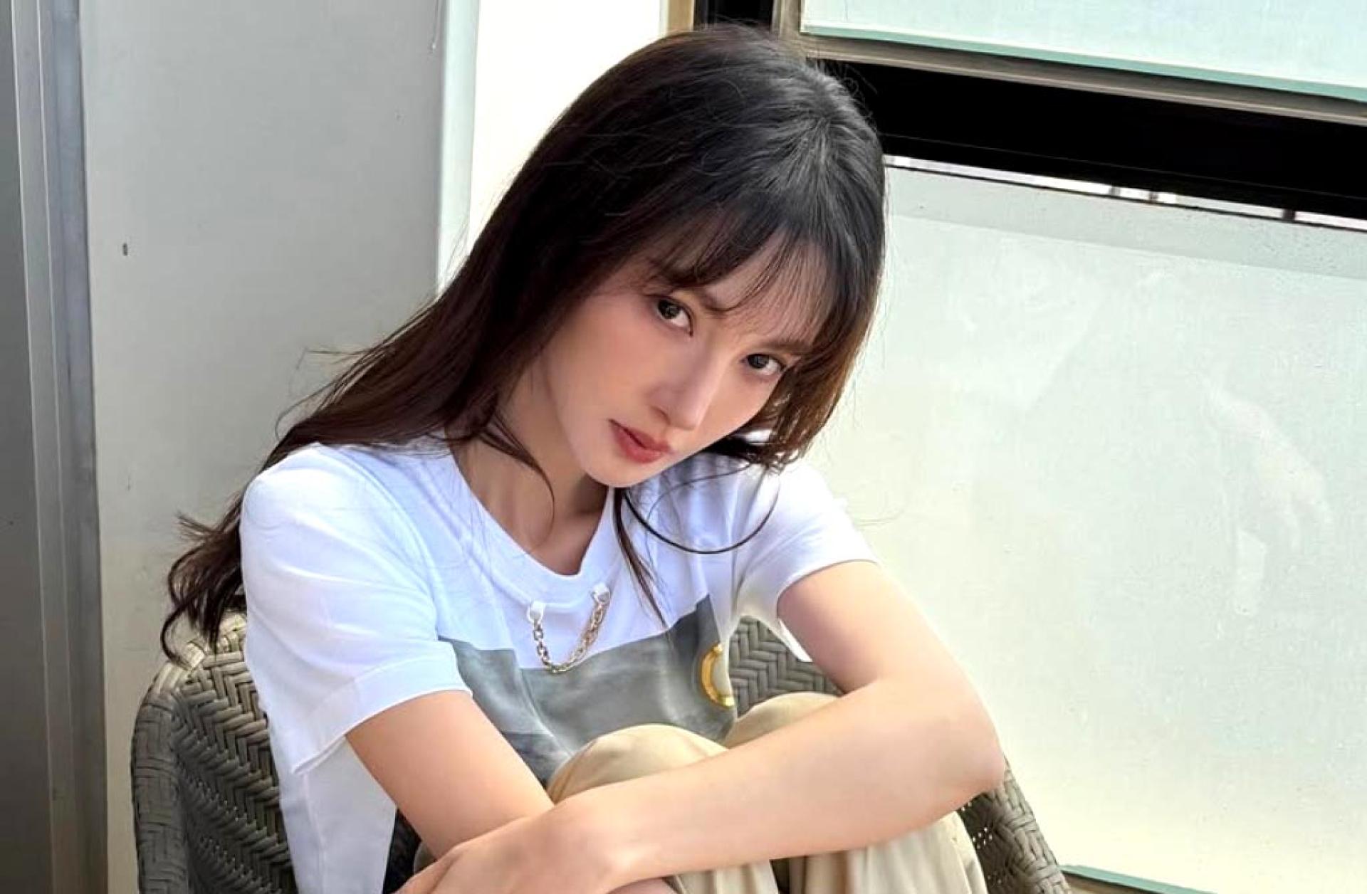 金晨遭爆车祸肇事逃逸，还找助理顶罪。对此，她亲自解释原貌。