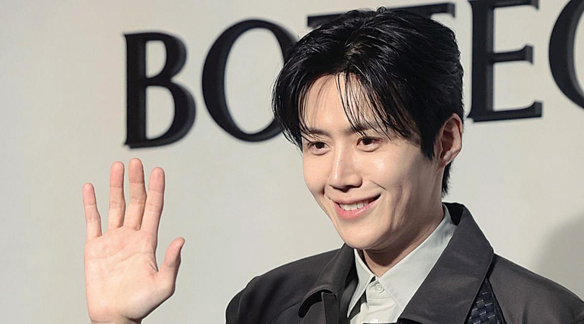 金宣虎爆出利用个人公司名义逃税。