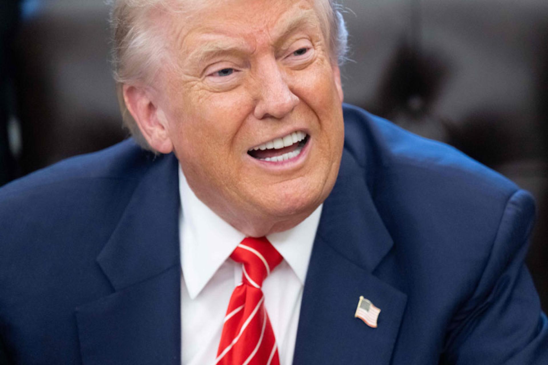 特朗普披露，美伊双方将举行多场会谈。