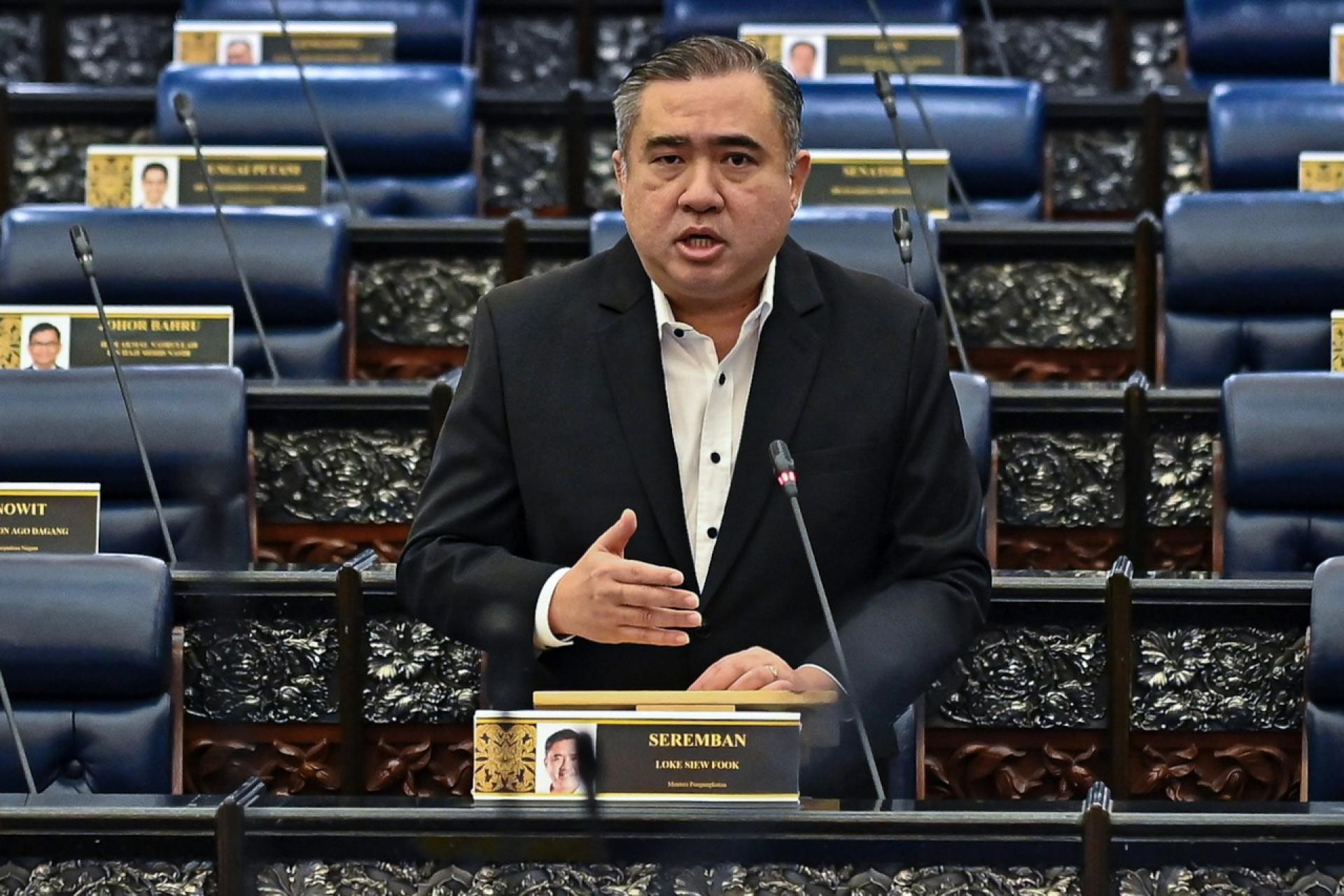 陆兆福：电召车在车资确定及接纳订单后，不允许再讨价还价。