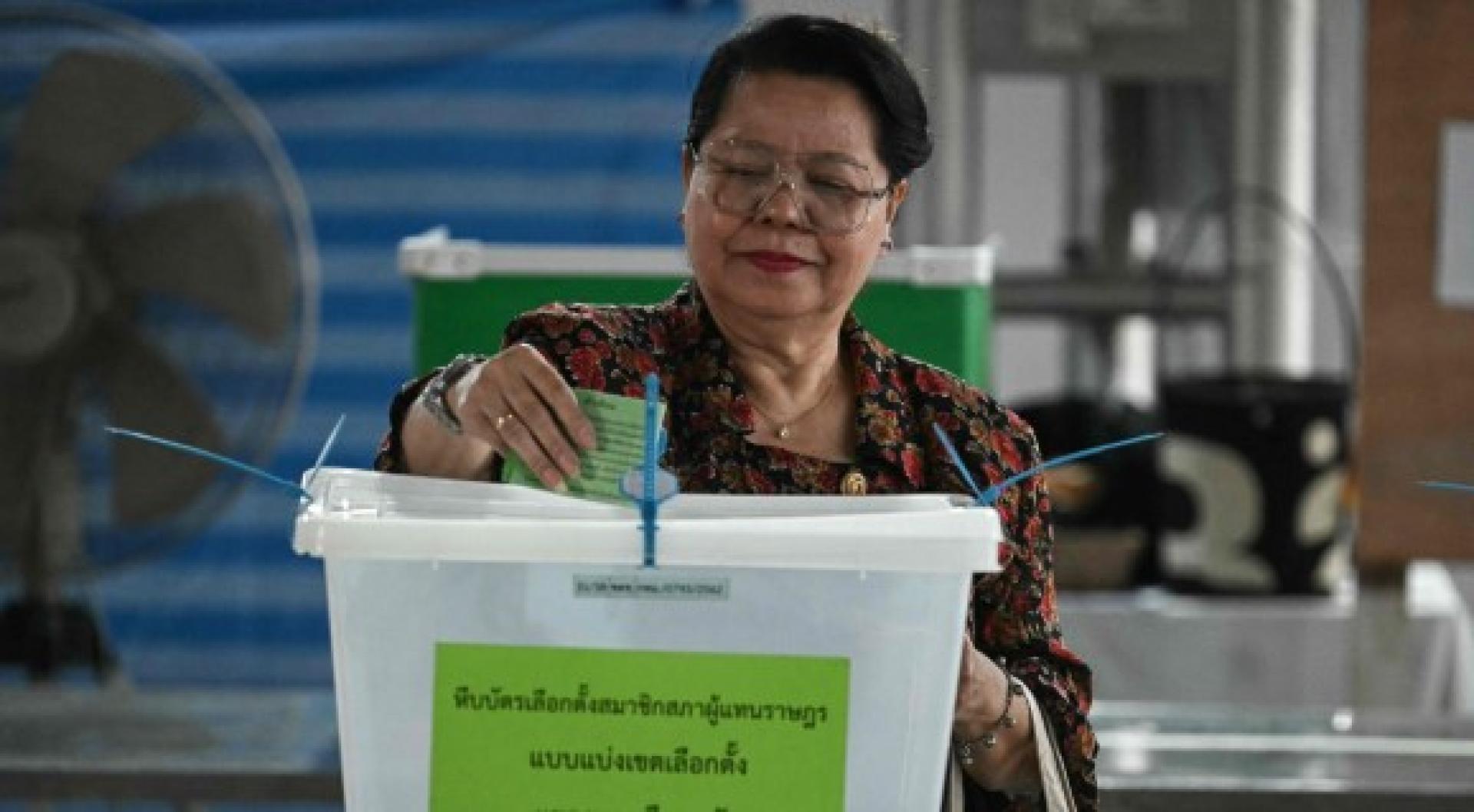 投票将于8日傍晚5时结束。