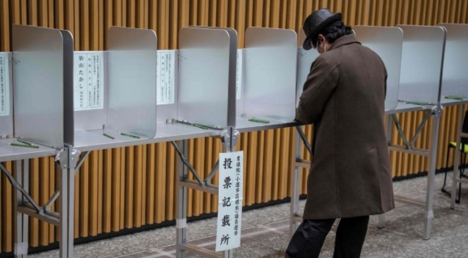 众议院于1月23日正式解散，从解散到投票，时间仅隔16天。