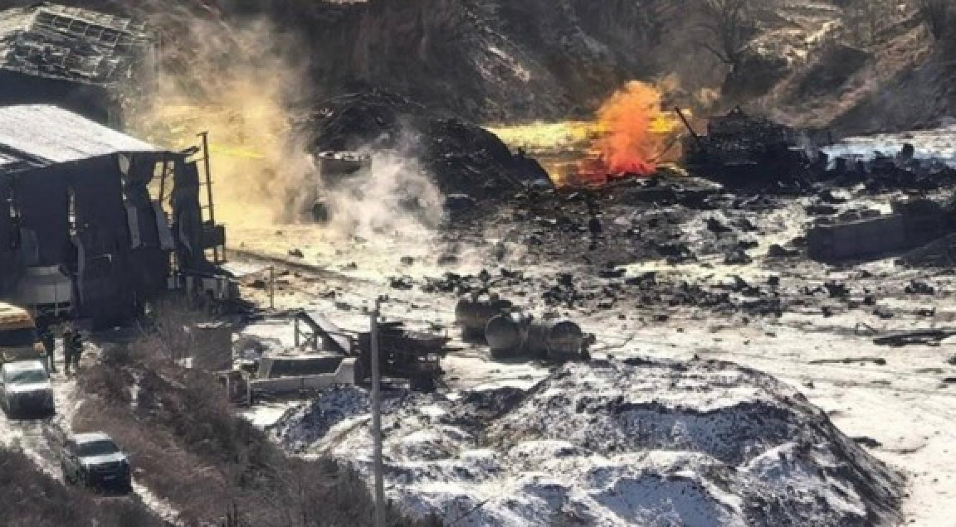 爆炸造成8人遇难。