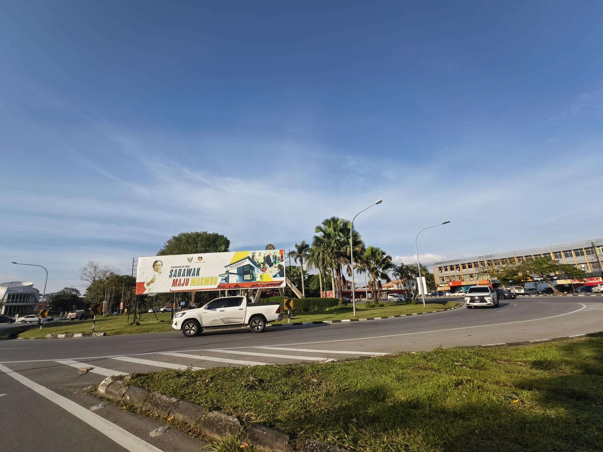 埔奕3交通岛拟扩建至6车道，以更有效疏解车流。