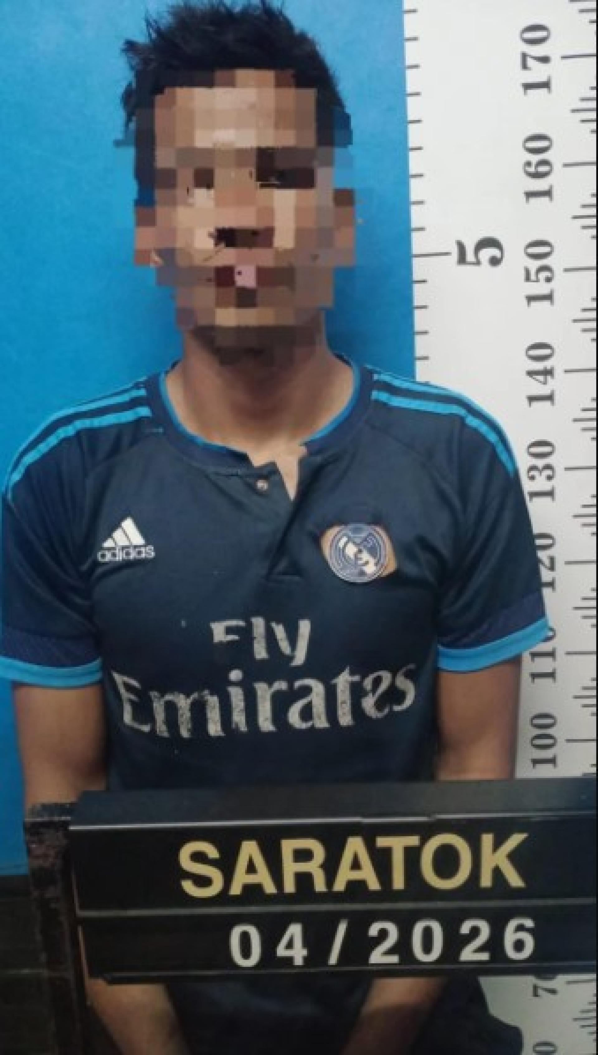 因涉嫌破坏行为被拘的嫌疑人。