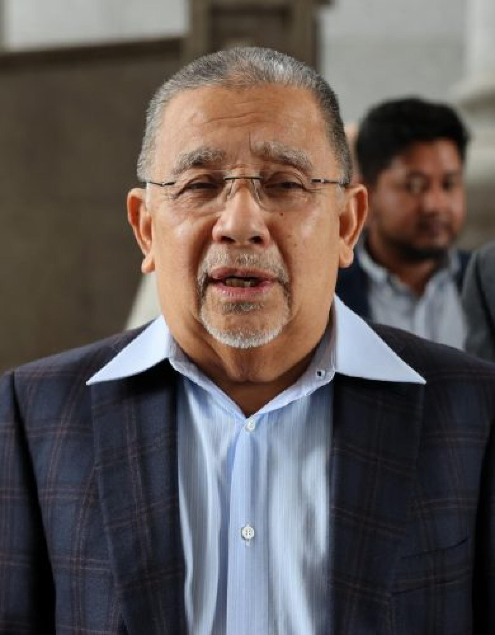 联邦法院恢复莫哈末依沙收贿309万令吉的罪成裁决，并维持入狱6年的刑期，法院随即发出收监令，即日起服刑。（档案照）