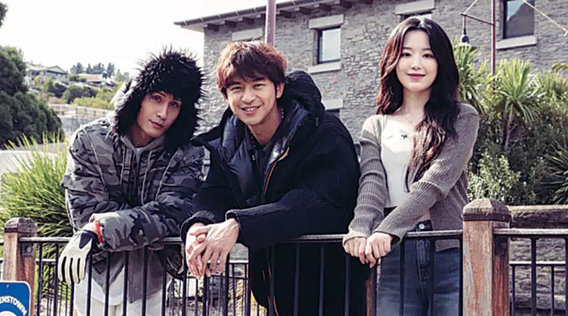 “i-dle”舒华（右起）、陈柏霖、黄宣去年一起在纽西兰合作《出去一下》，彼此距离也拉近不少。