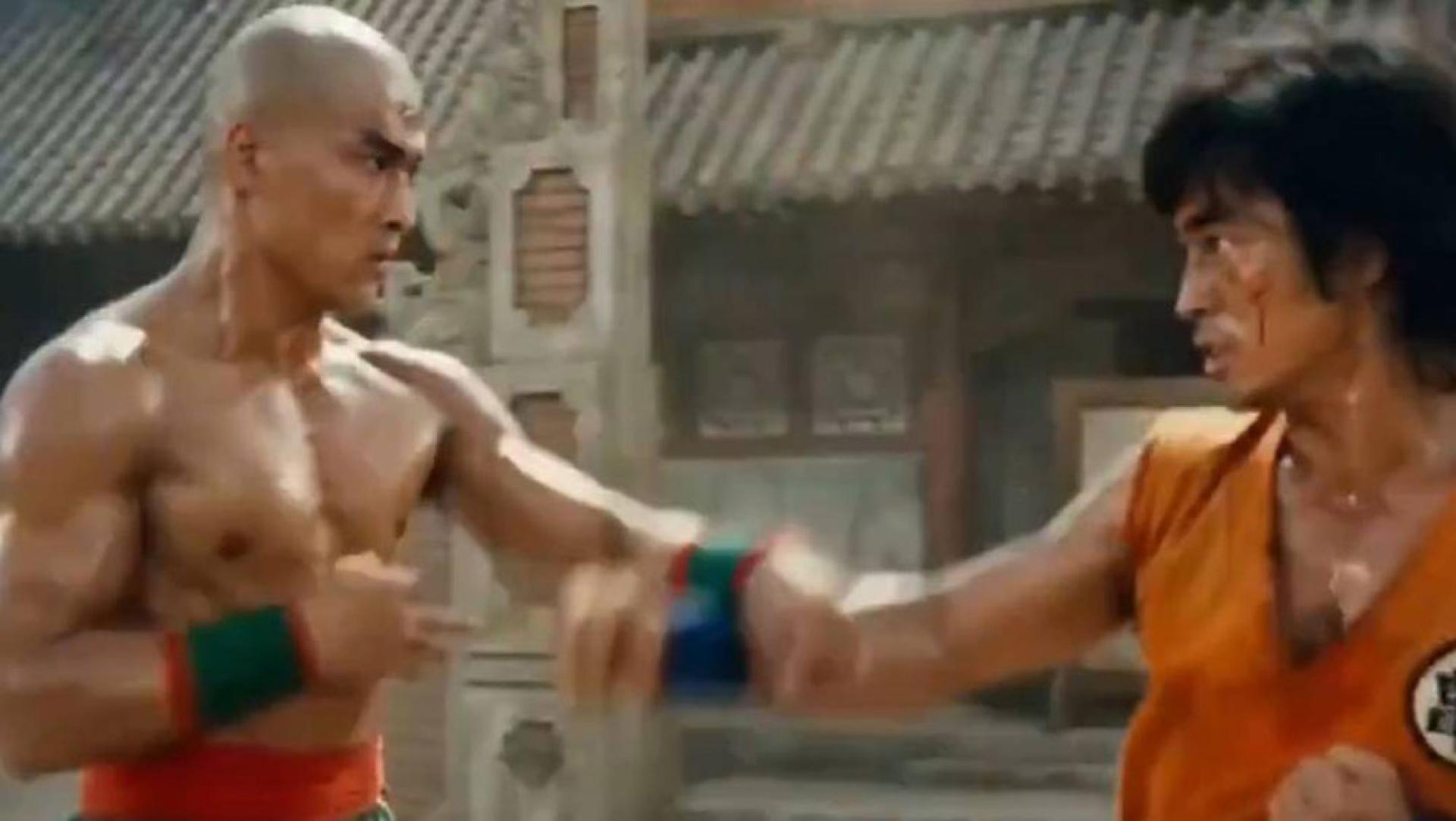 网上开始有不少示范影片，其中邵氏电影风格的龙珠决斗，令人印象深刻。