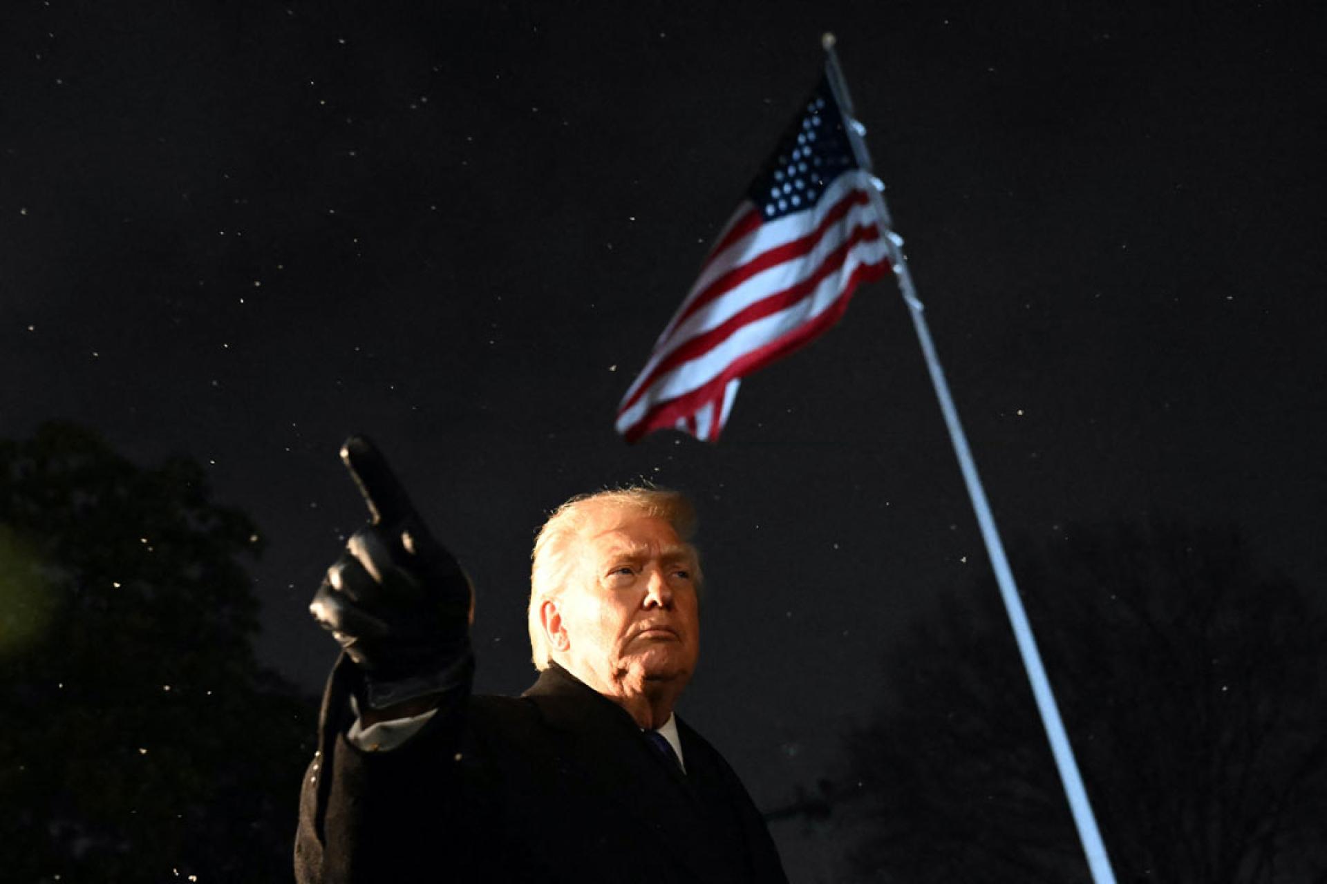 特朗普对伊朗说，“要就达成协议，不然就挨揍”。