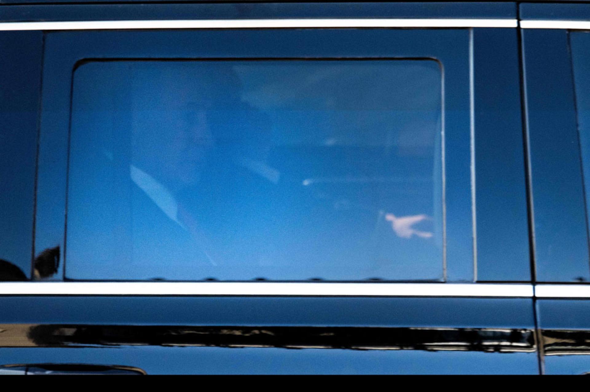 在与特朗普举行会晤后，内坦亚胡离开白宫。