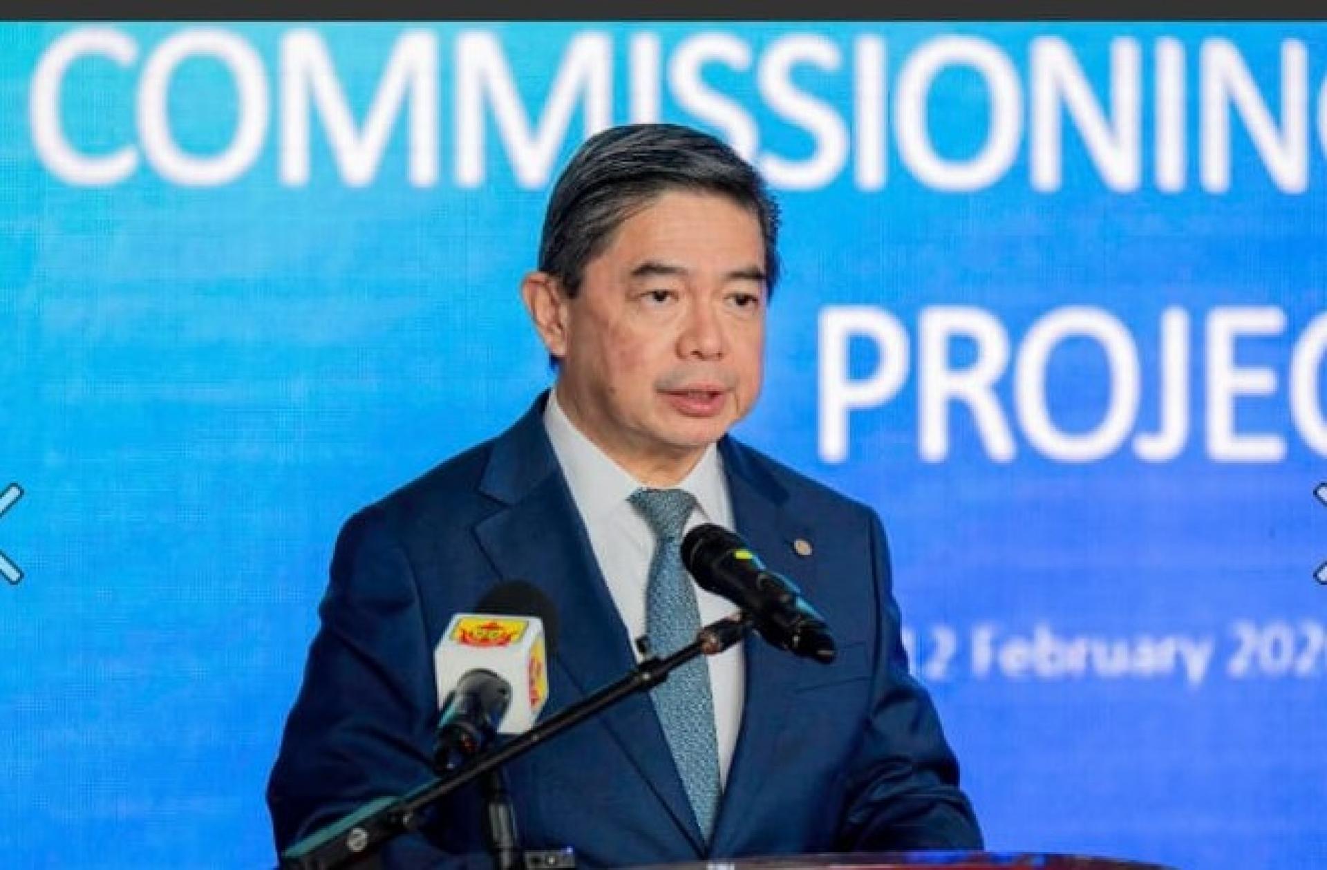 首相署部长暨第二财政经济部长拿督刘光明在会上致词