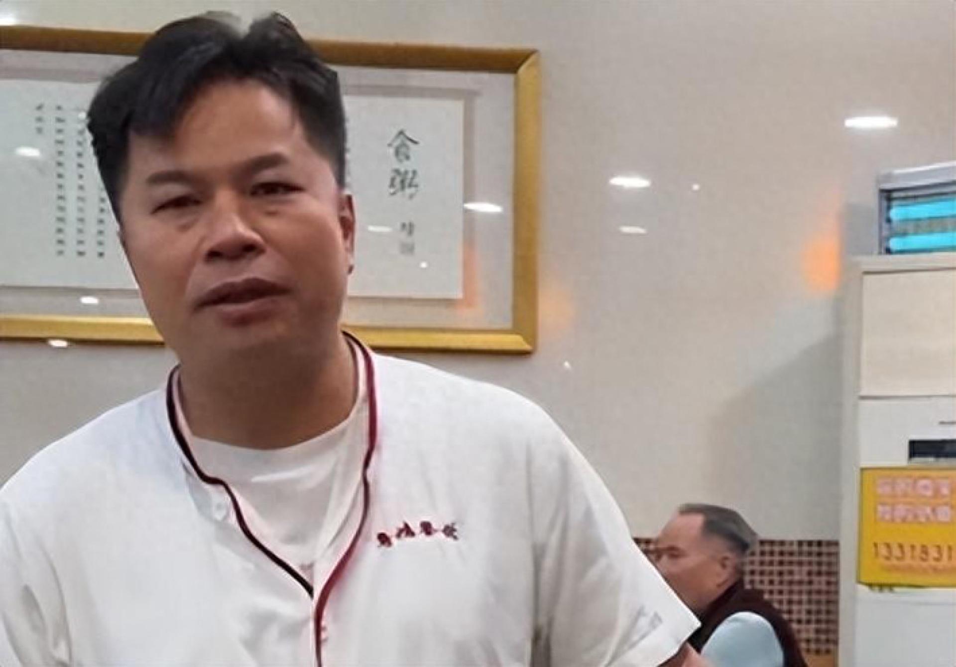 老板因为老顾客突然“失联”而令餐饮店老板非常担心，通过各种管道寻人。