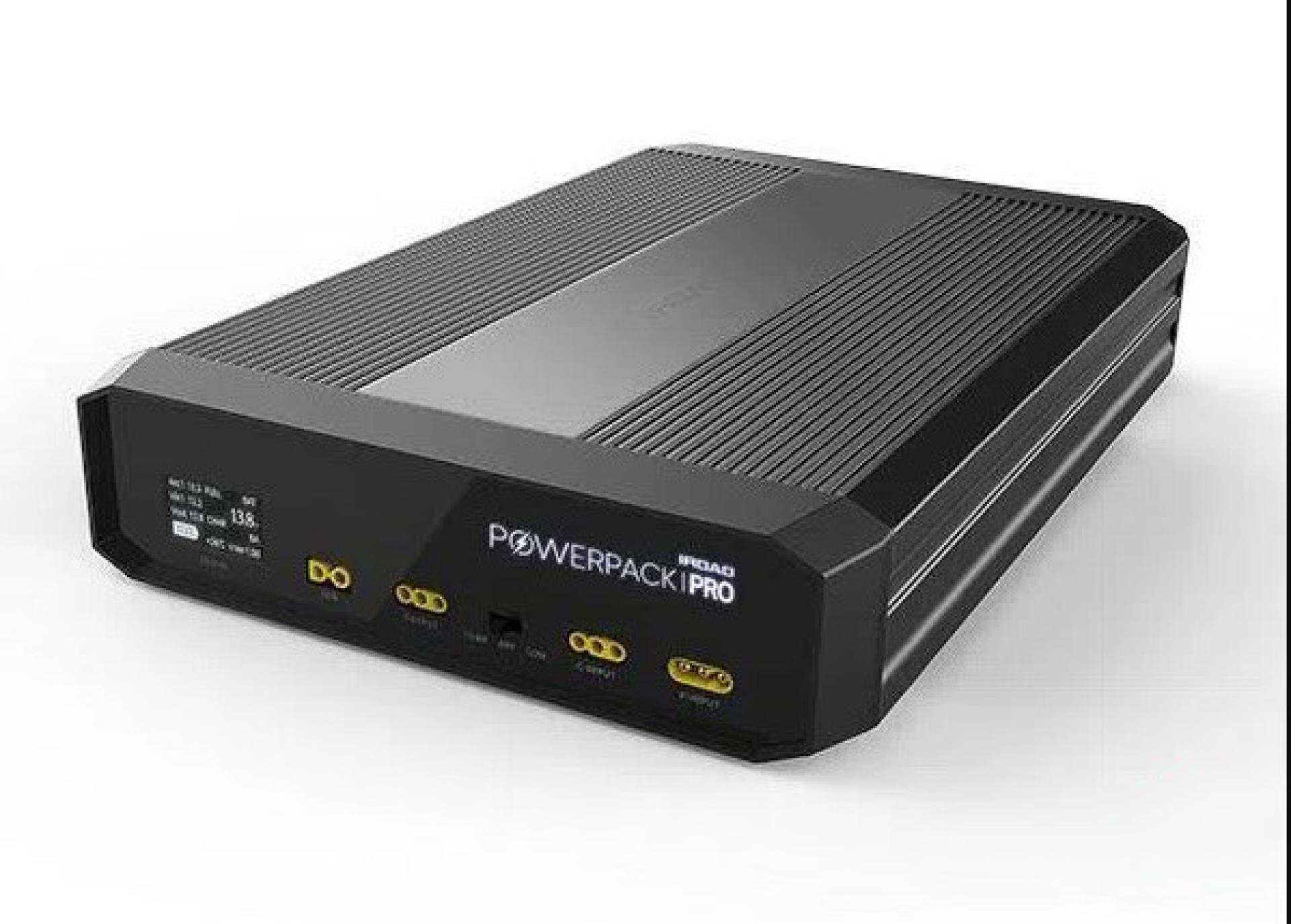 陆交局与特斯拉新加坡公司经过讨论后，选用“iRoad Powerpack Pro 12”外部电池，为OBU供电。自2024年12月2日以来，所有新注册的特斯拉都已安装这个外部电池。