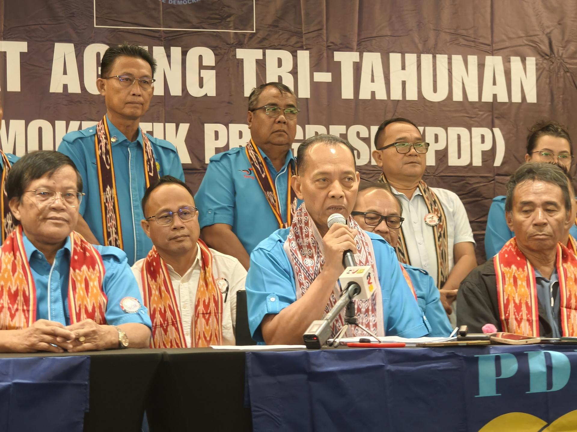 民进党（PDP）马鲁帝支部主席拿督朋光曼吉表示，马鲁帝支部目前拥有逾1万名党员，是全砂党员人数最多的支部之一。