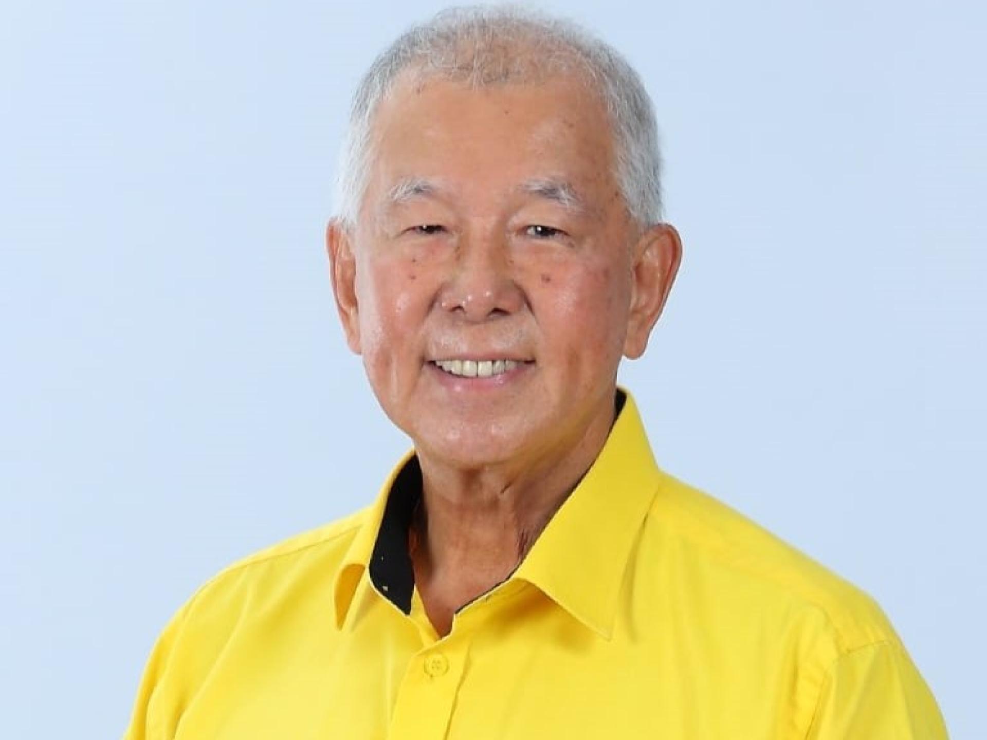 砂拉越人民联合党中央秘书长拿督陈超耀律师。