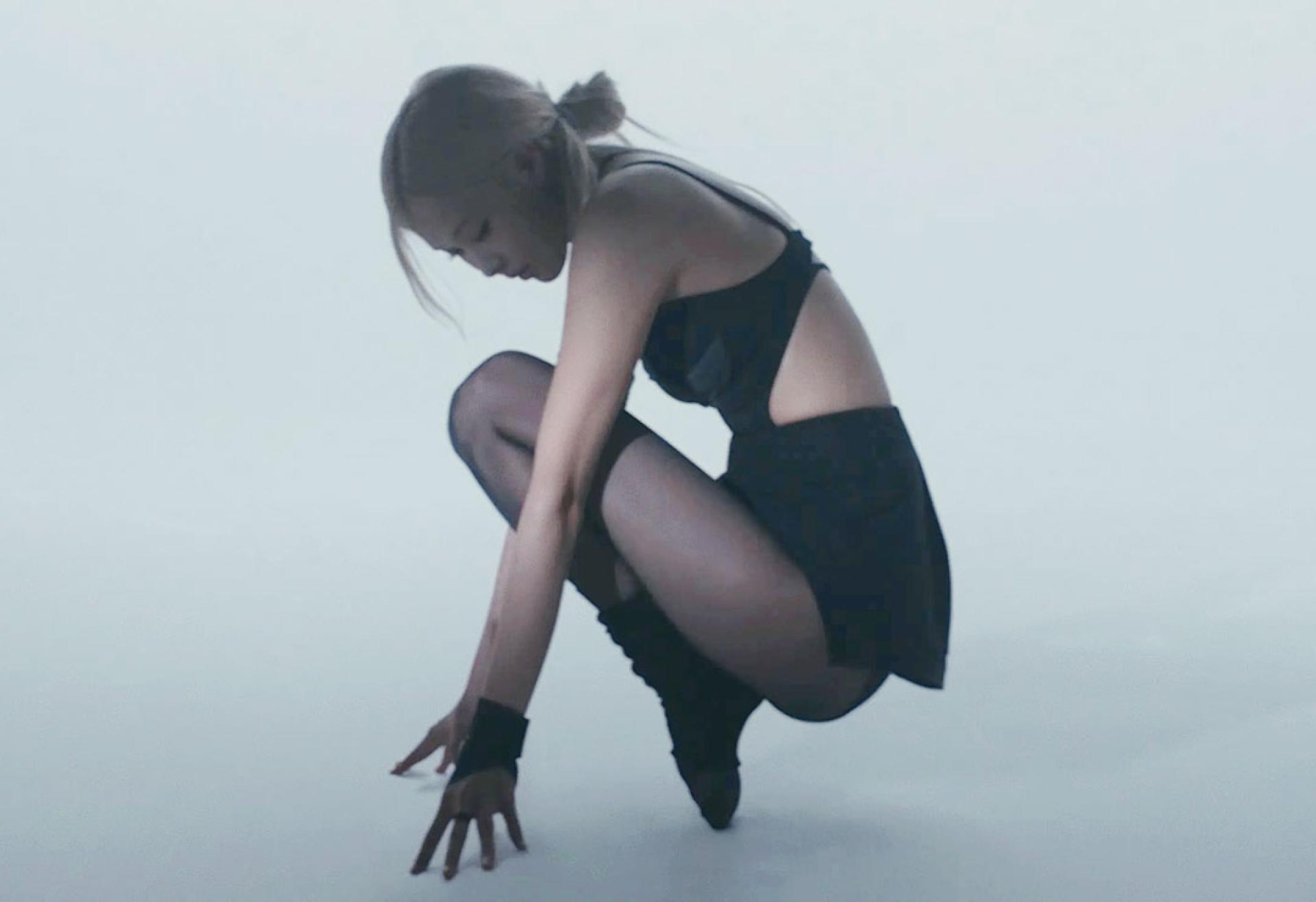 Rose芭蕾蹲吓疯粉丝。