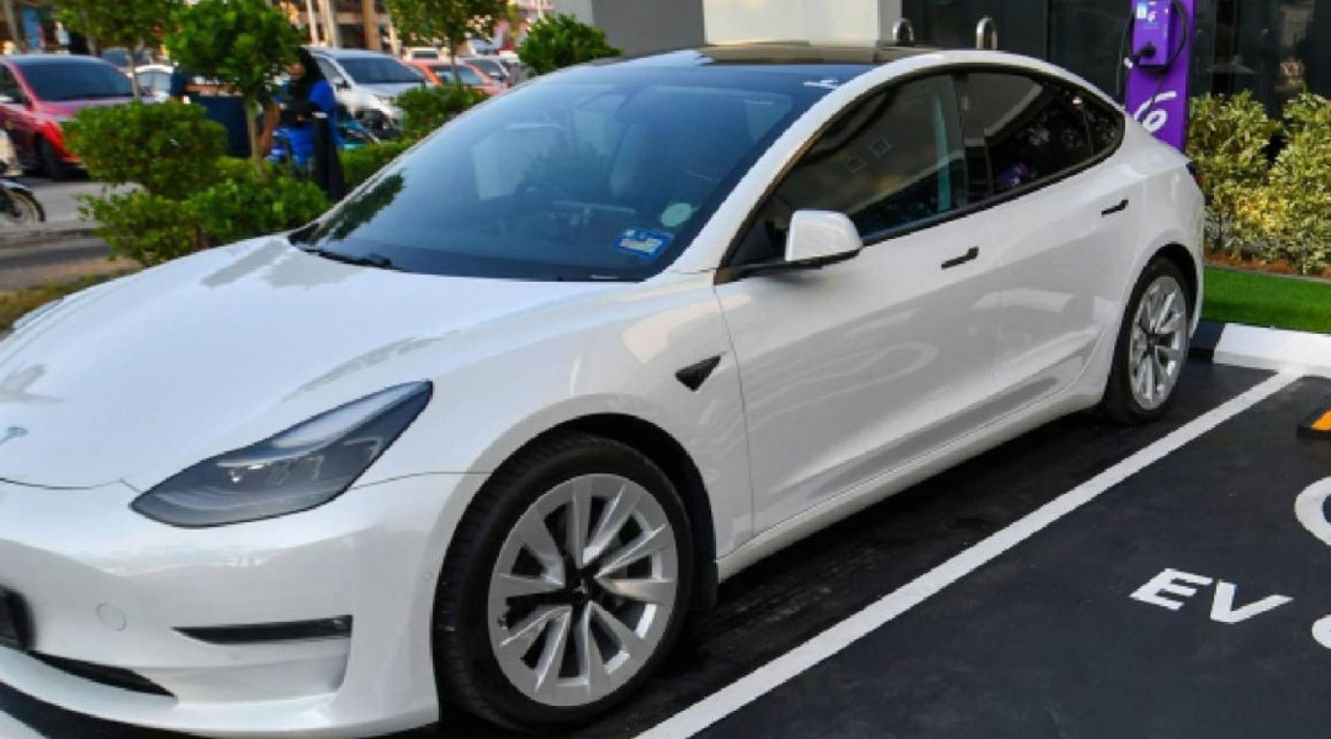 电动车抢滩，以致日系品牌车销量过去3年呈下滑趋势。