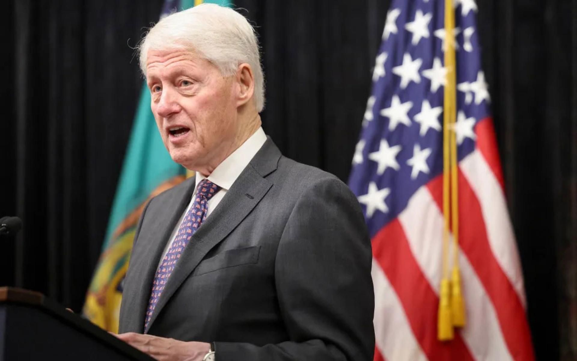 现年79岁的美国前总统克林顿。