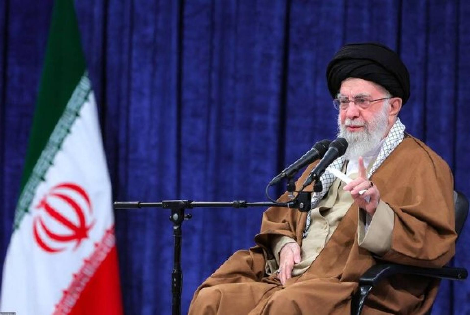 国际媒体报道，以色列一名高层消息人士28日晚间声称，伊朗最高领袖阿亚图拉阿里已遭击毙。