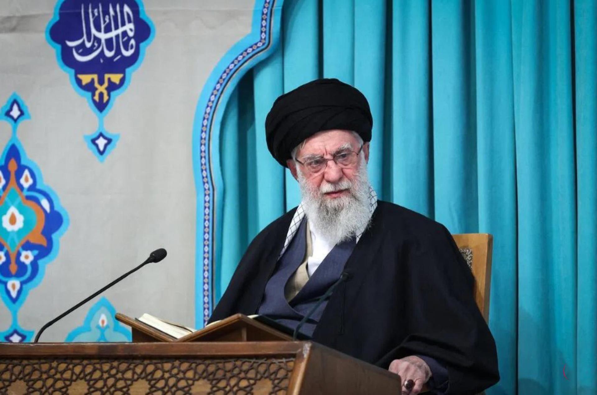 哈梅内伊被证实死亡后，伊朗宣布自当地时间星期天（3月1日）起，开始为期40天的国家哀悼。