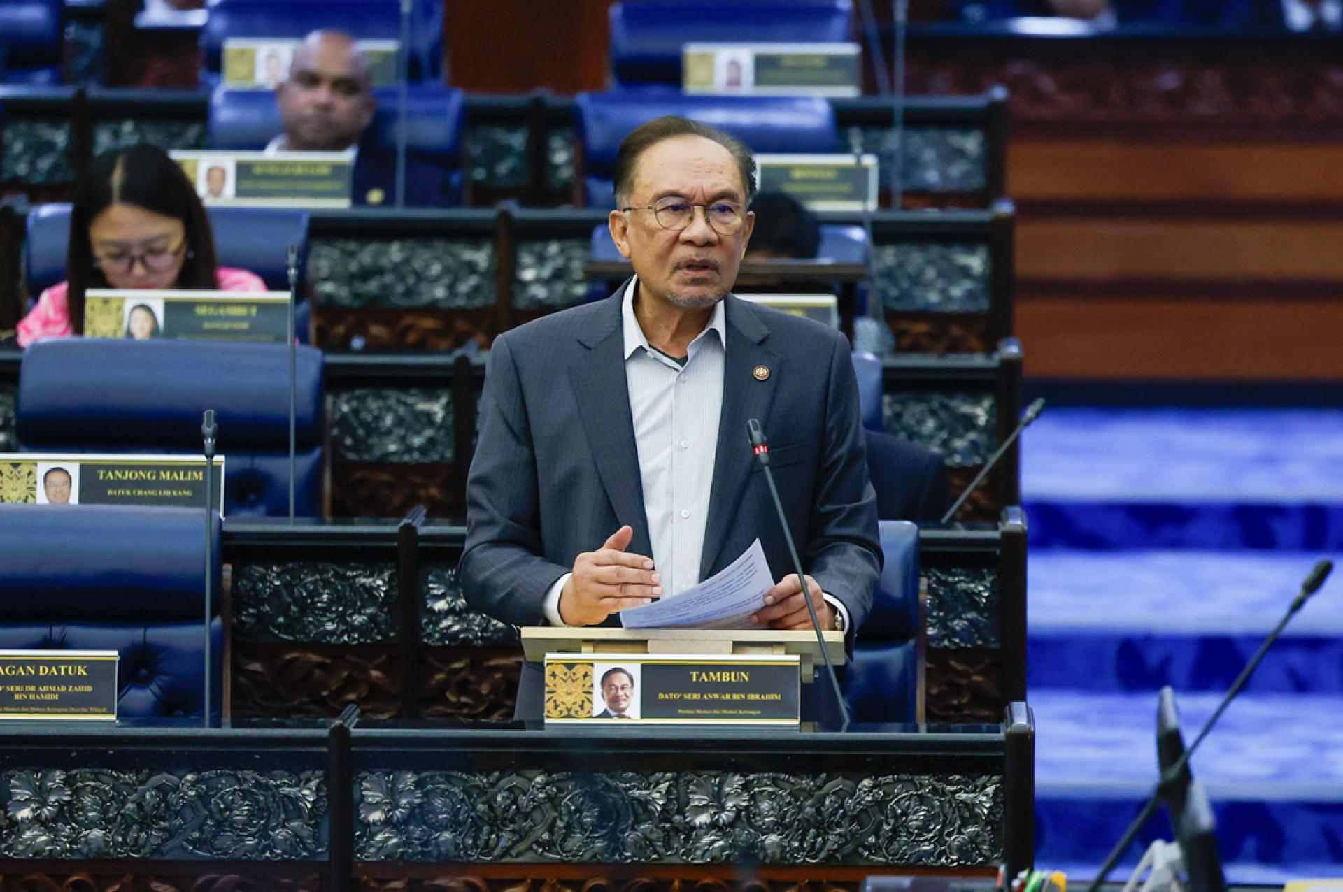 安华强调，限制首相任期10年的修宪不影响国家元首的特权。