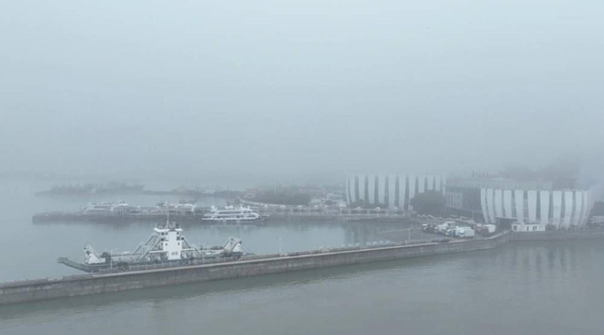 福建沿海出现大雾天气。