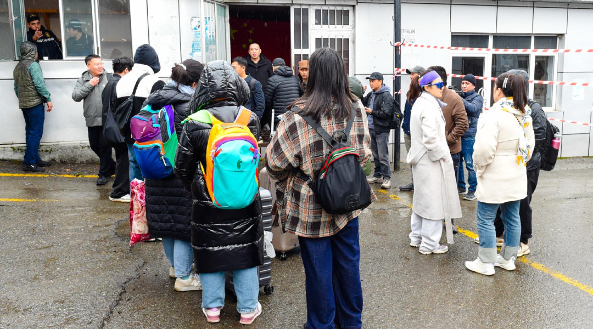 使馆介绍，撤离人员将被转送至阿塞拜疆首都巴库。（图：新华社）