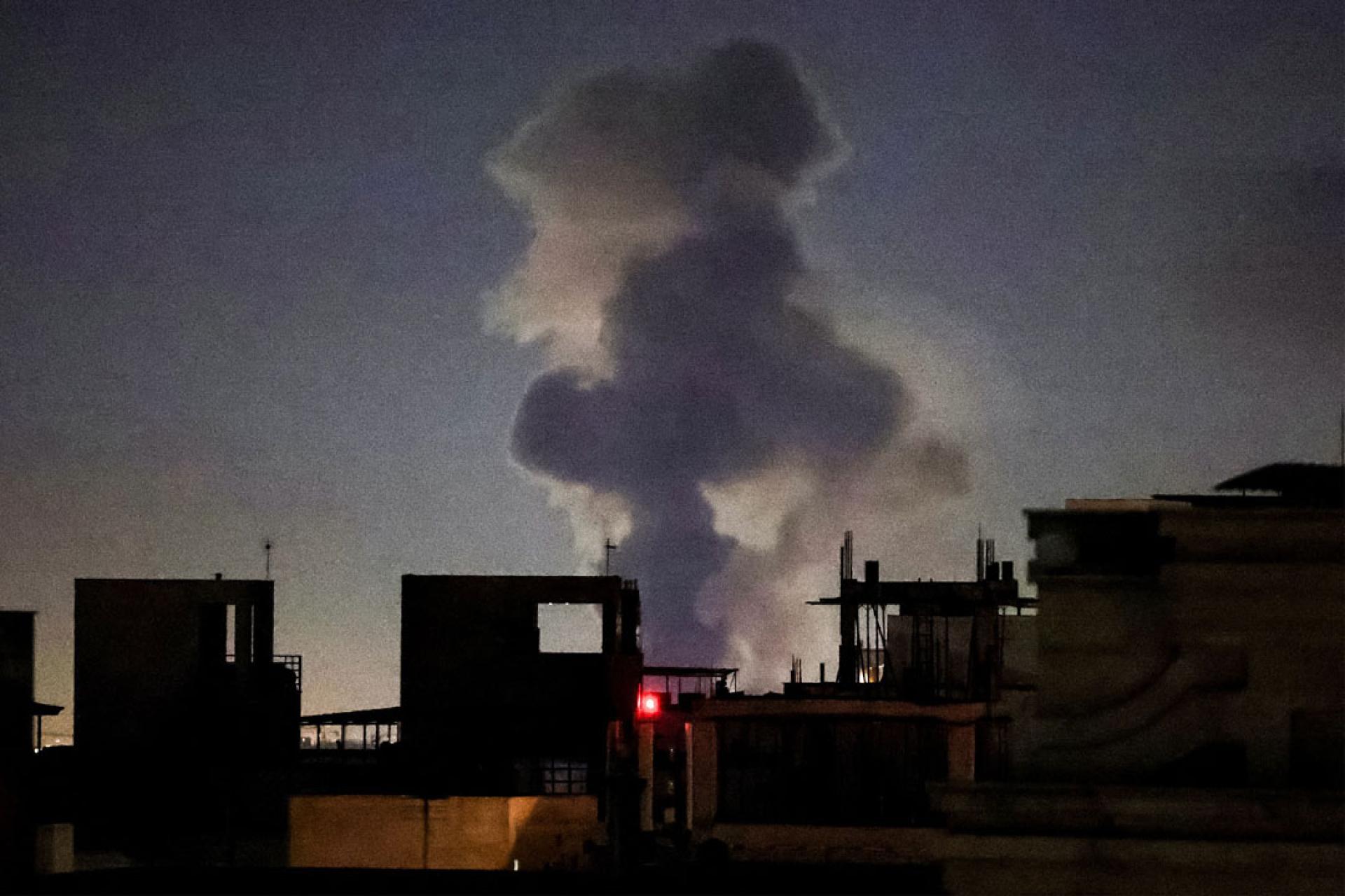 德黑兰4日继续遭美以空袭。