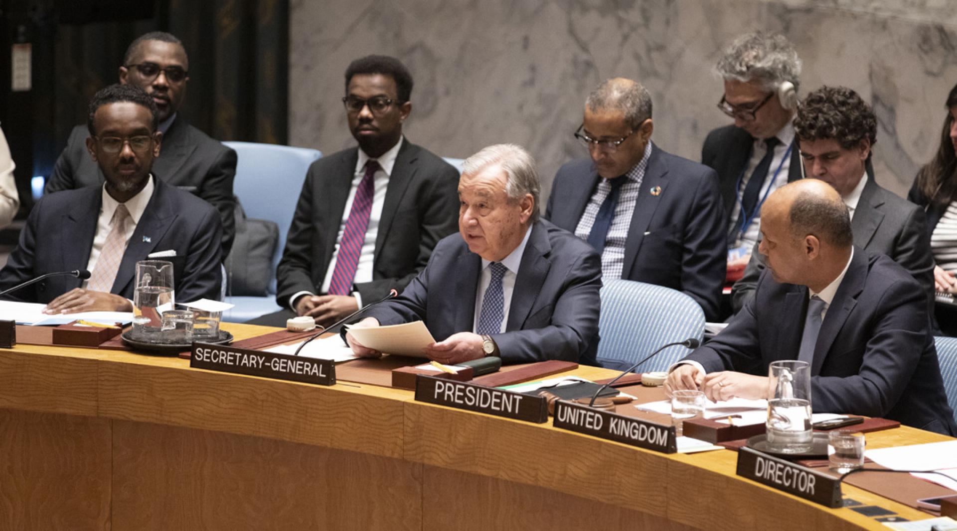 联合国秘书长古特雷斯（前排中）。（新华社）